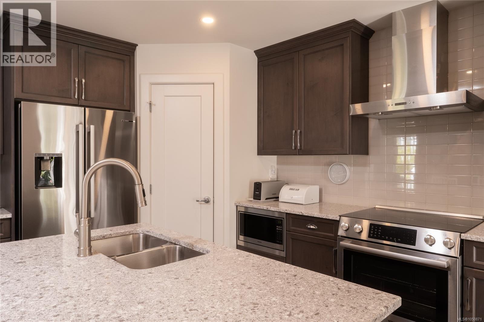 3504 Sparrowhawk Ave - Image 11