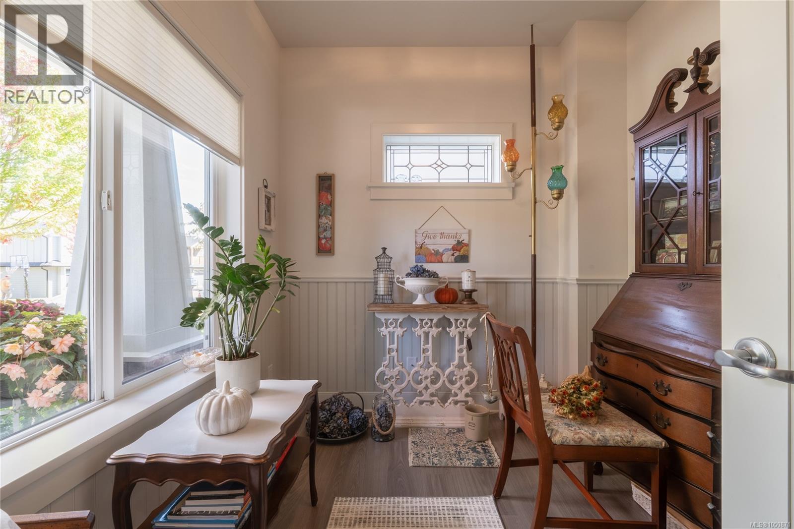 3504 Sparrowhawk Ave - 17