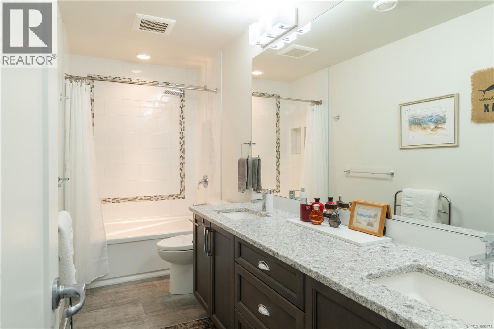 3504 Sparrowhawk Ave - 24