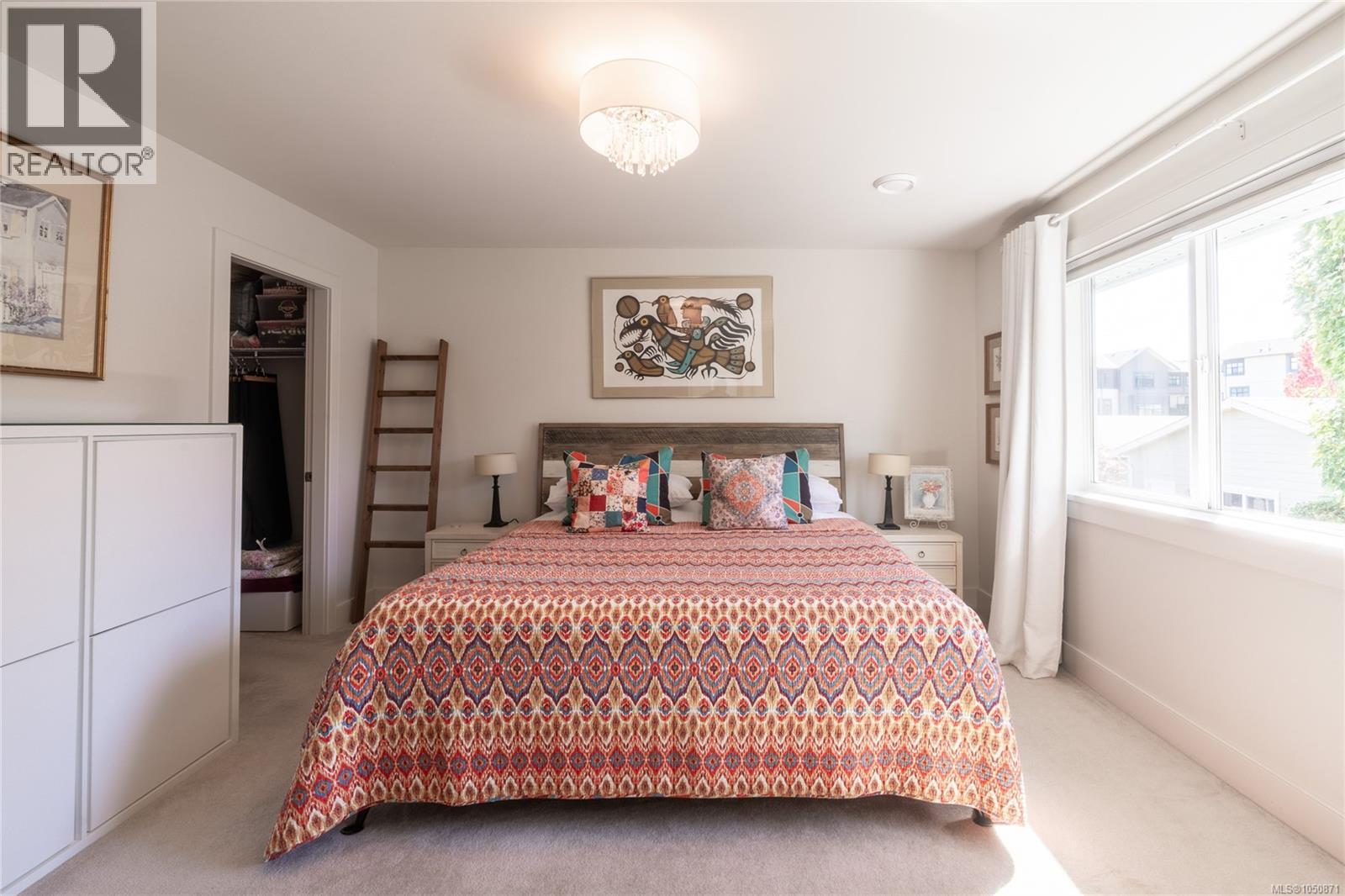 3504 Sparrowhawk Ave - 27
