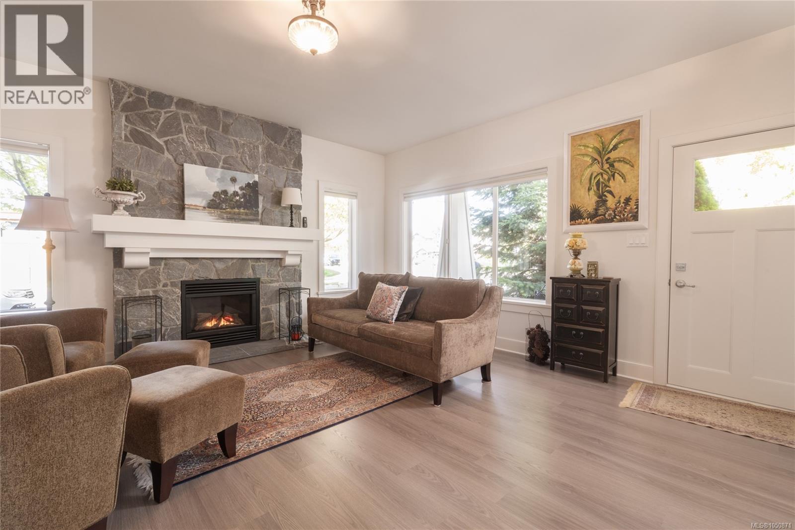 3504 Sparrowhawk Ave - Image 6