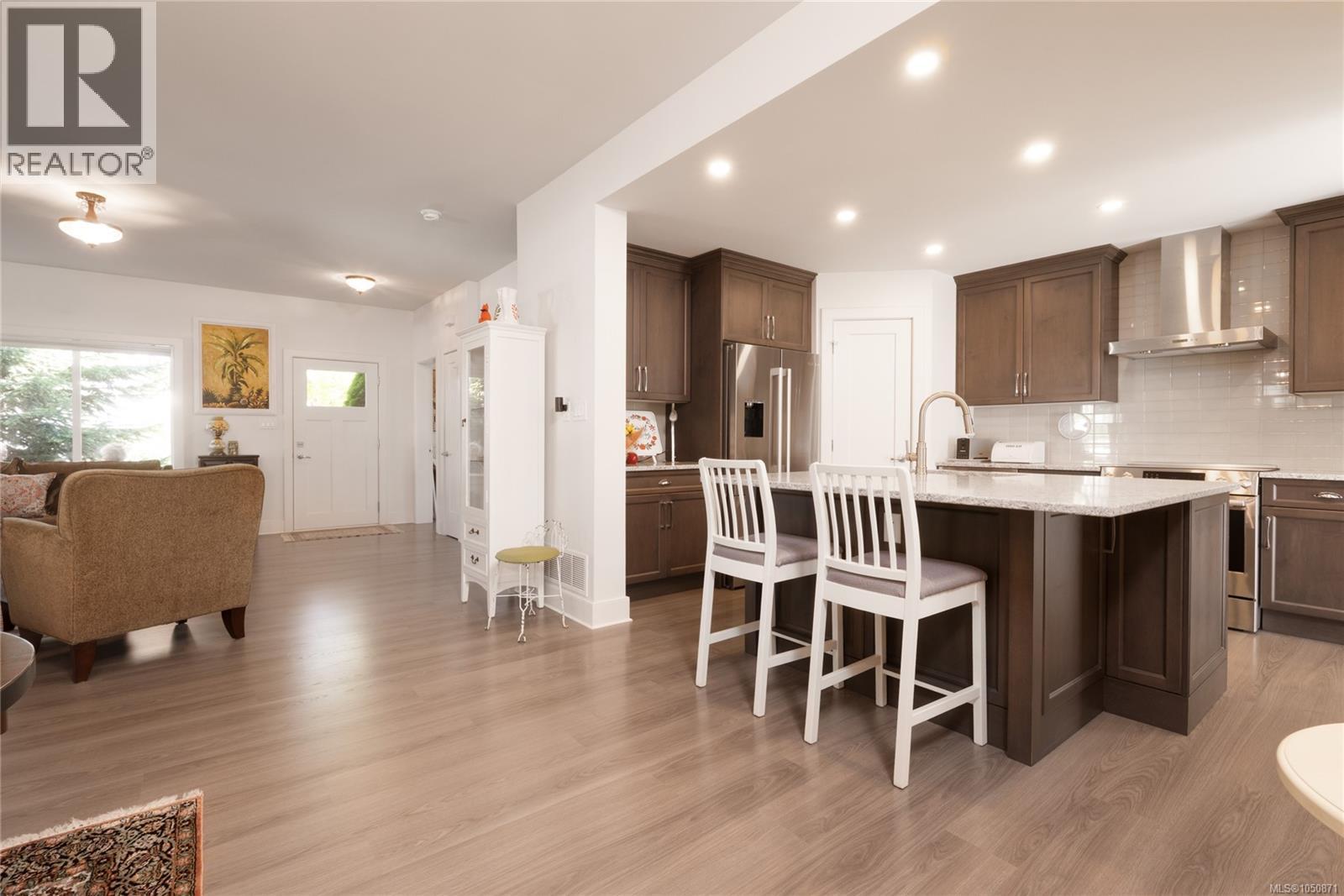 3504 Sparrowhawk Ave - 9