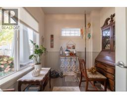 3504 Sparrowhawk Ave, Colwood, BC V9C0L8 Photo 17