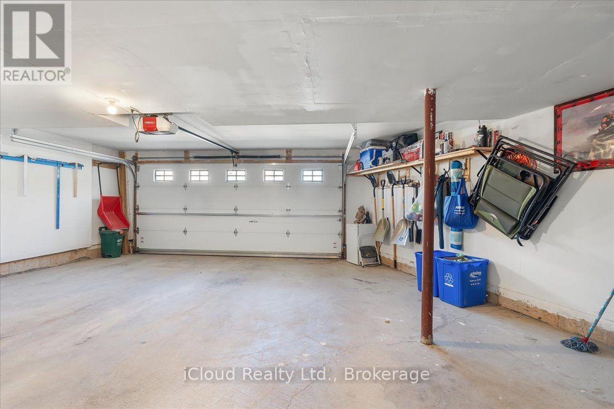 3047 GEORGE SAVAGE AVENUE - Image 37
