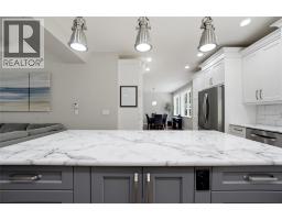 4pc Ensuite bath - 5410 Gannor Road, Salmon Arm, BC V1E2P7 Photo 10