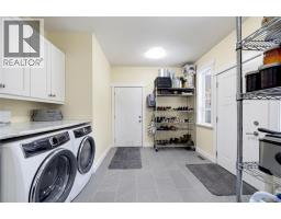 5410 Gannor Road, Salmon Arm, BC V1E2P7 Photo 18