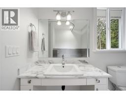 5410 Gannor Road, Salmon Arm, BC V1E2P7 Photo 28
