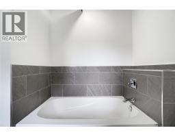 5410 Gannor Road, Salmon Arm, BC V1E2P7 Photo 29