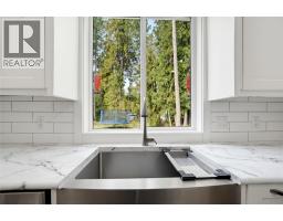 Bedroom - 5410 Gannor Road, Salmon Arm, BC V1E2P7 Photo 7