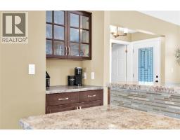 112 Fay Court, Lakeshore, ON N8L0K9 Photo 15