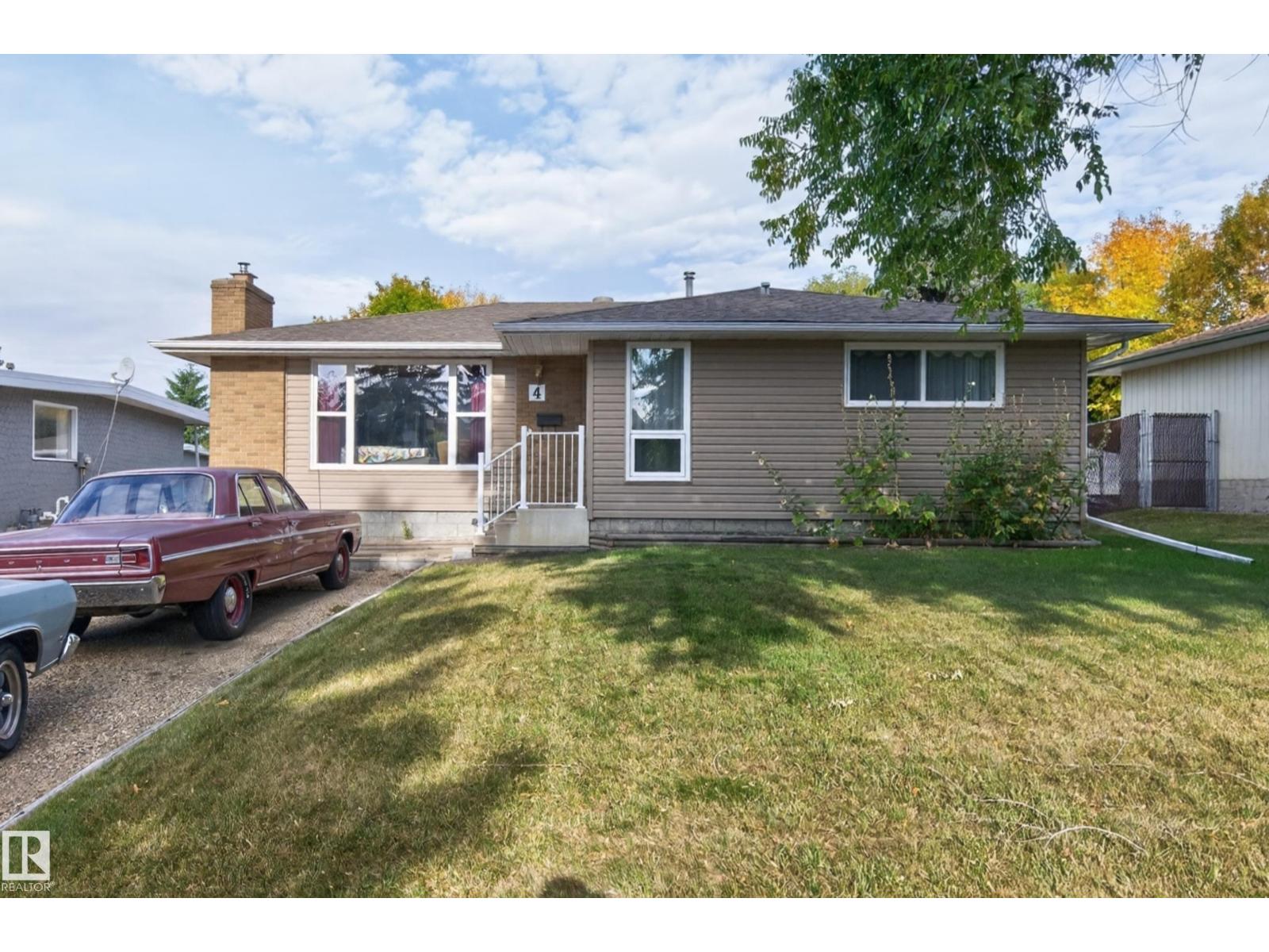 4 GREYSTONE CR, Sherwood Park, Alberta, T8A3E4