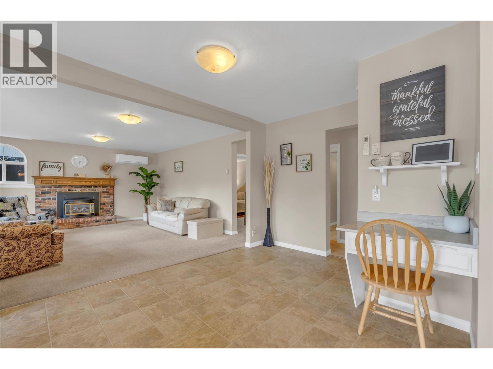 6764 Lakeside Drive, Oliver