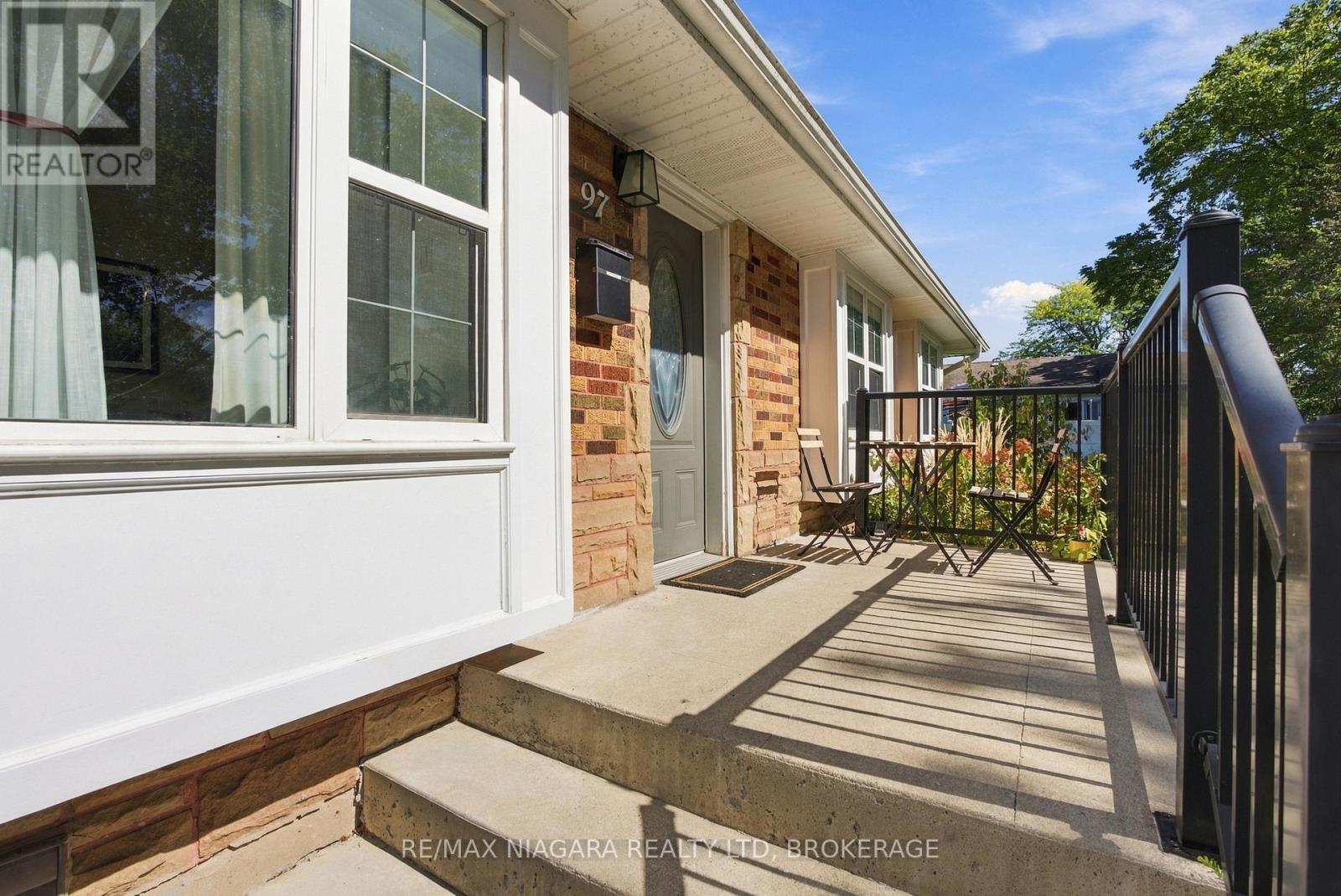 97 GLENDALE AVENUE, St. Catharines (Glendale/Glenridge) — photo 4