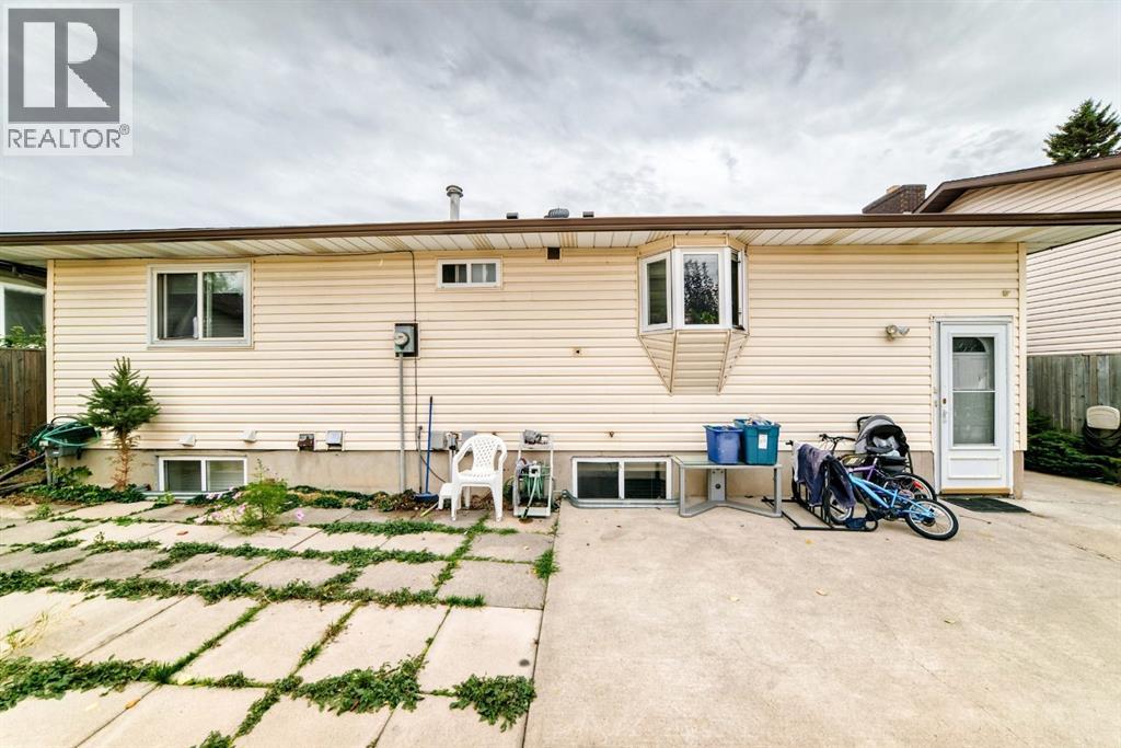 115 Whitehorn Road NE - photo 32