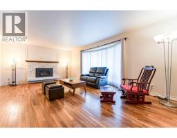 Foyer - 240 Canterville Drive Sw, Calgary, AB T2W3X2 Photo 18