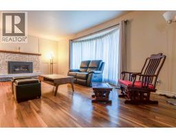 240 Canterville Drive Sw, Calgary, AB T2W3X2 Photo 44