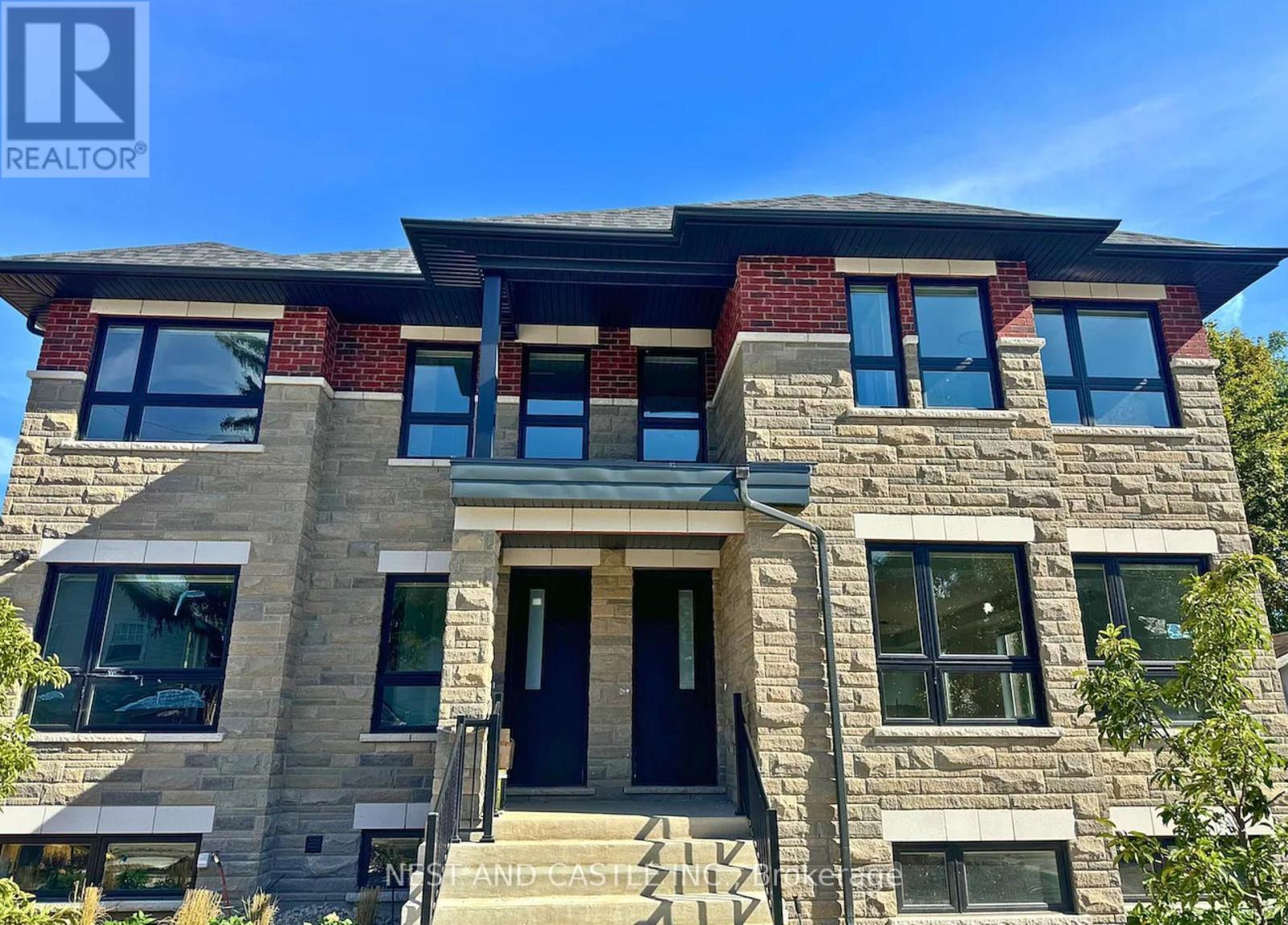 2 - 20 WEST STREET, Brampton (Downtown Brampton)