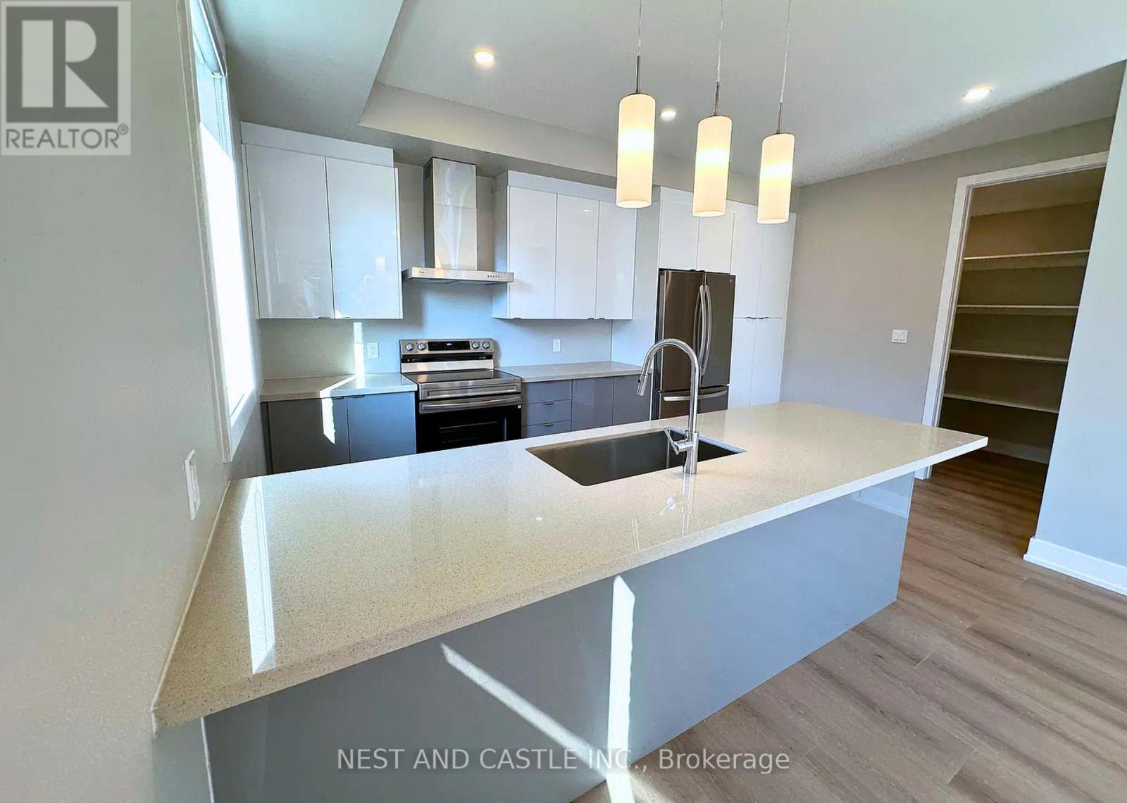 2 - 20 WEST STREET, Brampton (Downtown Brampton) — photo 4