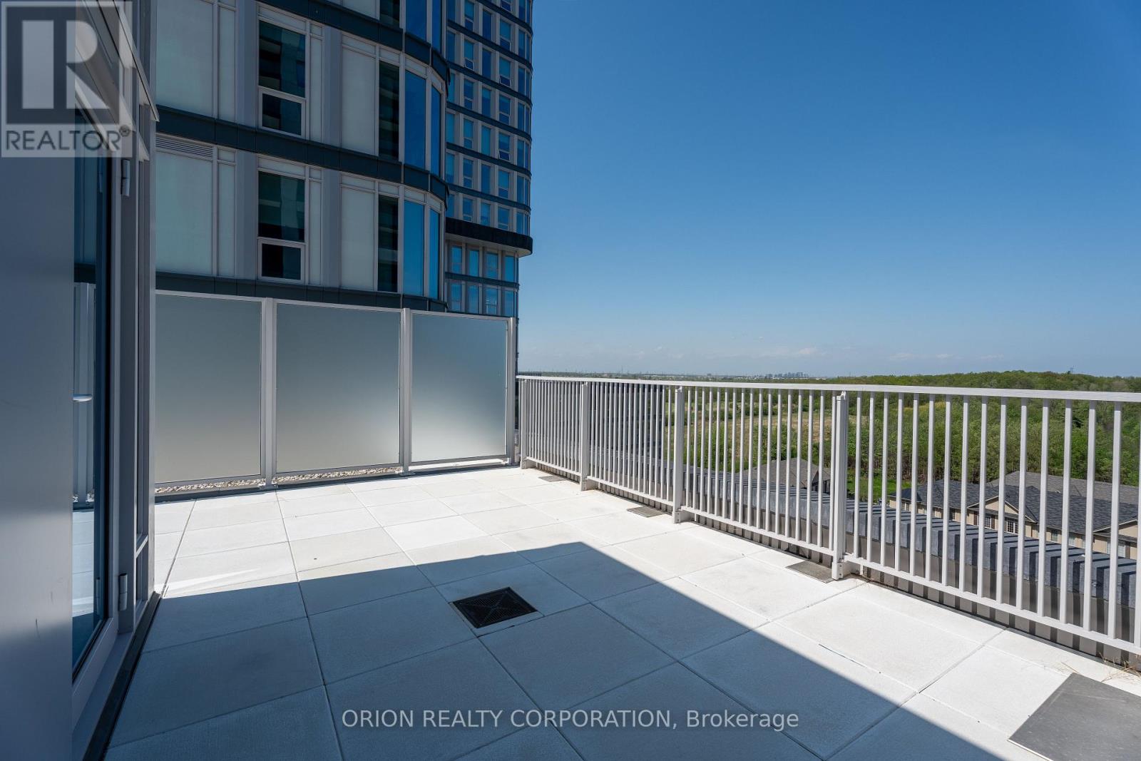 #804 3240 WILLIAM COLTSON AVENUE - 41