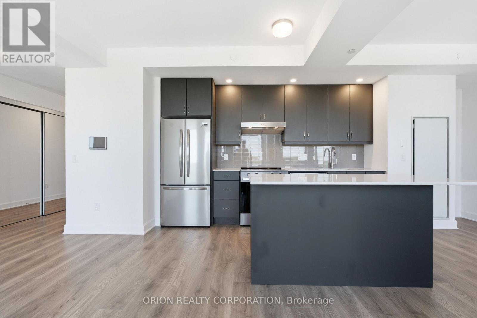 #804 3240 WILLIAM COLTSON AVENUE - 5