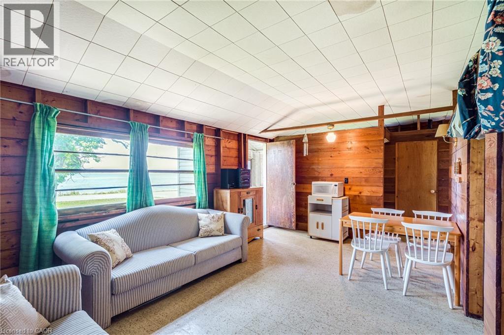 845 LAKESHORE Road - 36