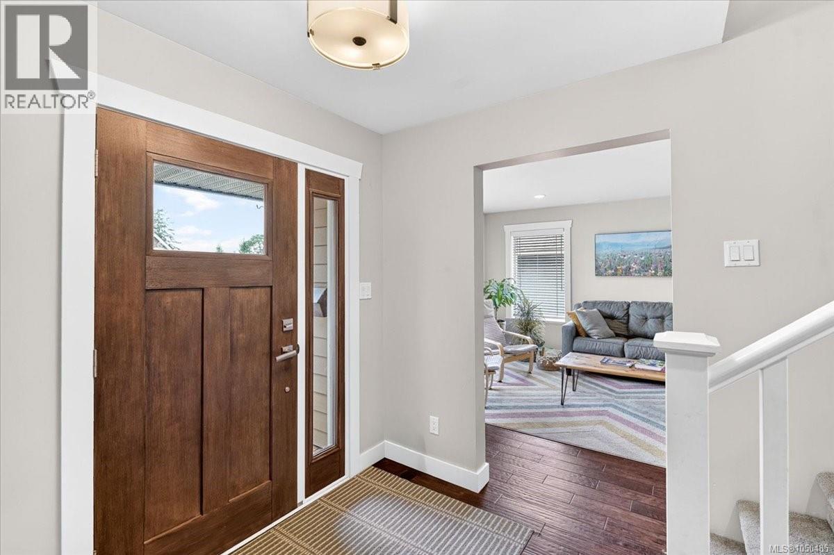 3615 Lyall Point Cres - Image 25