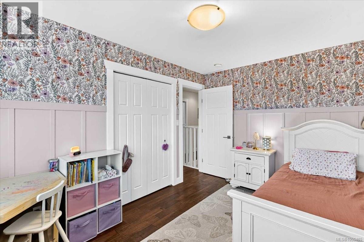 3615 Lyall Point Cres - Image 36