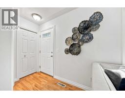 172 Somme Manor SW - photo 4