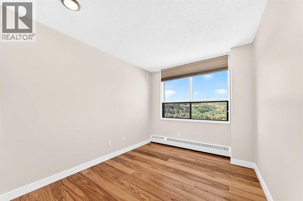 1708, 145 Point Drive NW - photo 16