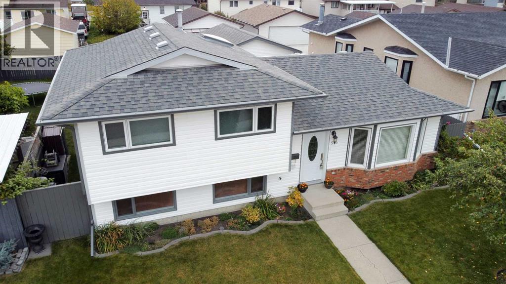 5715 58 Avenue, Olds, Alberta, T4H1K4 — thumbnail 2