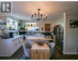 2226 Garner Road, Quesnel, BC V2J6H6 Photo 7