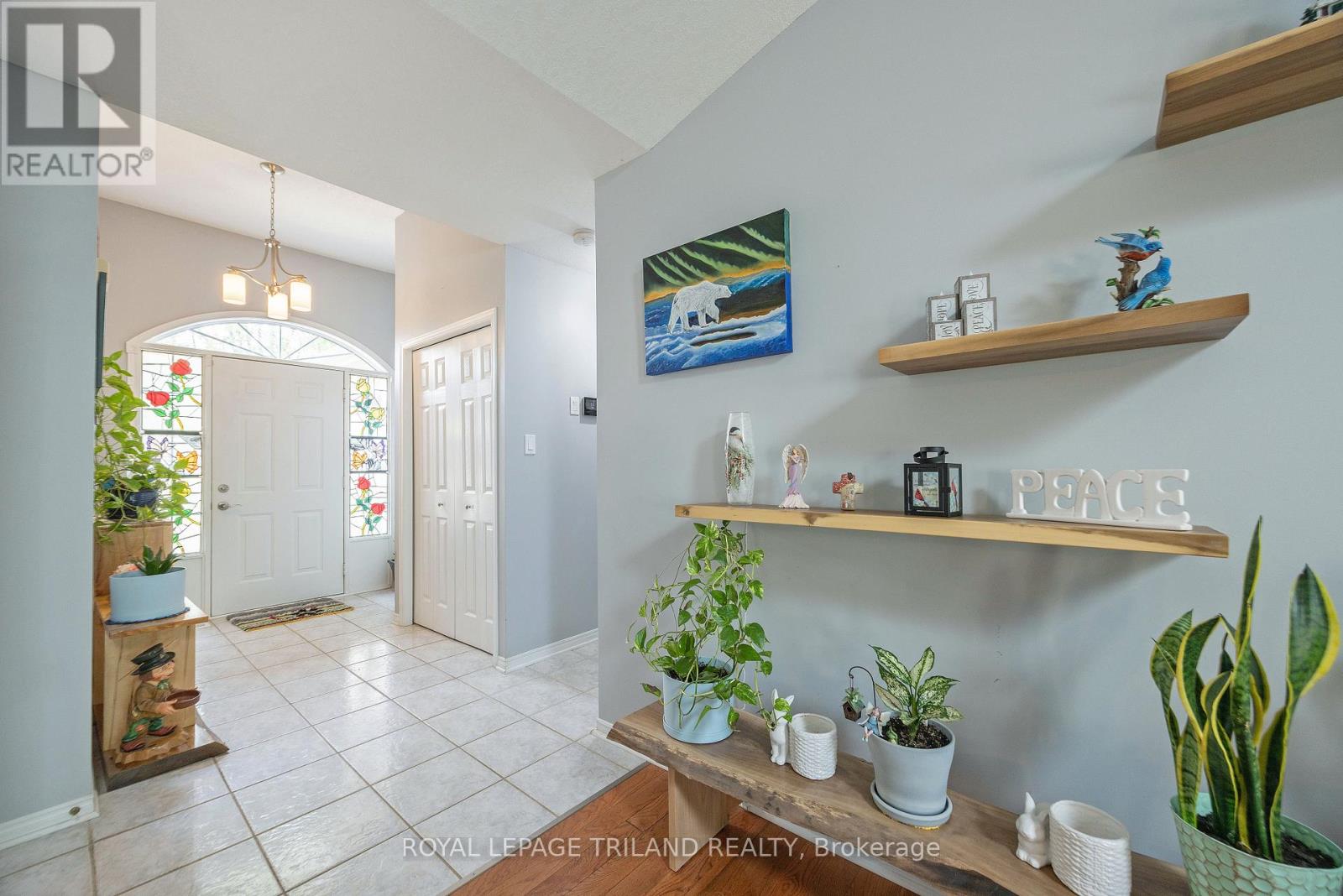 557 INVERNESS AVENUE, London North (North P) — photo 9