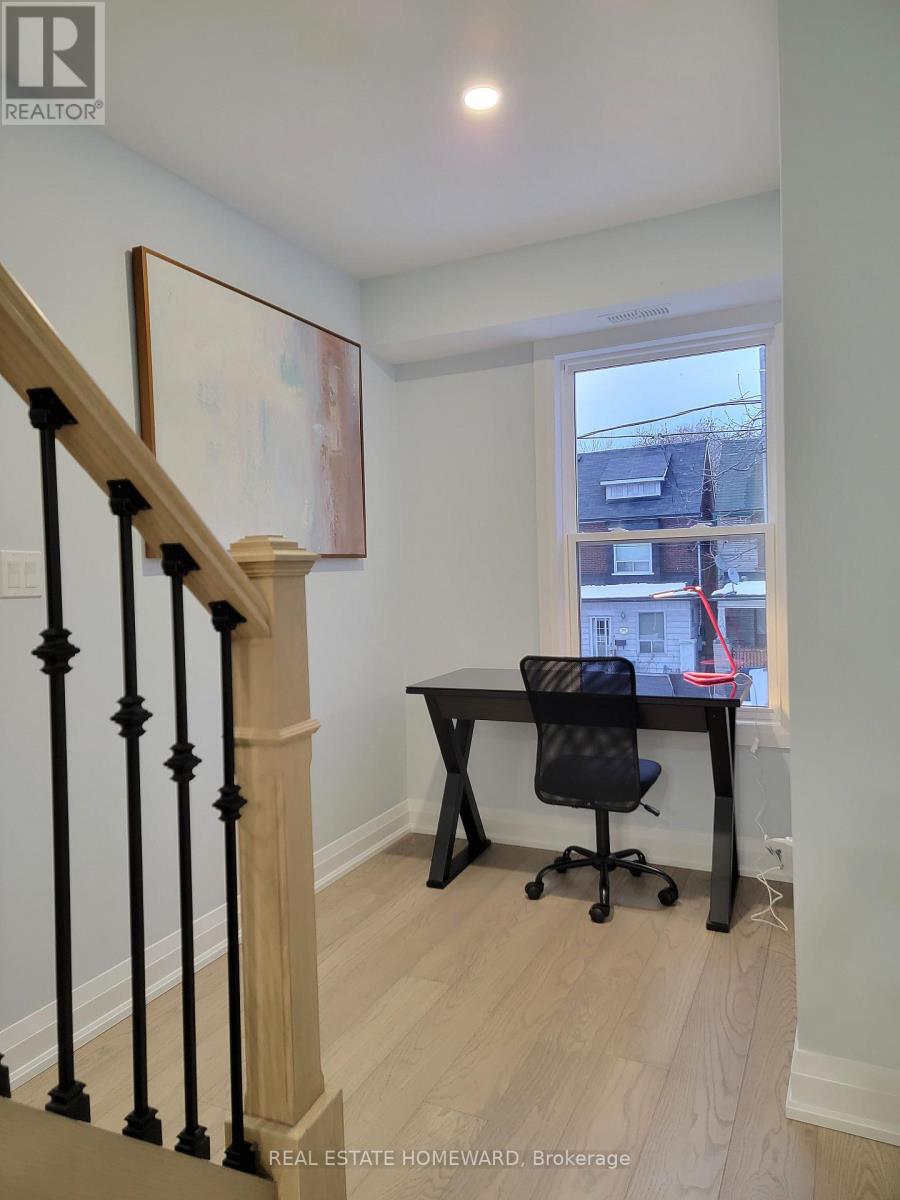 434 VICTORIA PARK AVENUE - 23