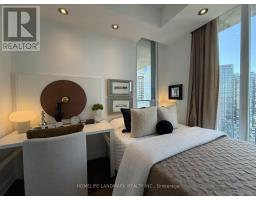 3303 - 126 Simcoe Street, Toronto, ON M5H4E6 Photo 9