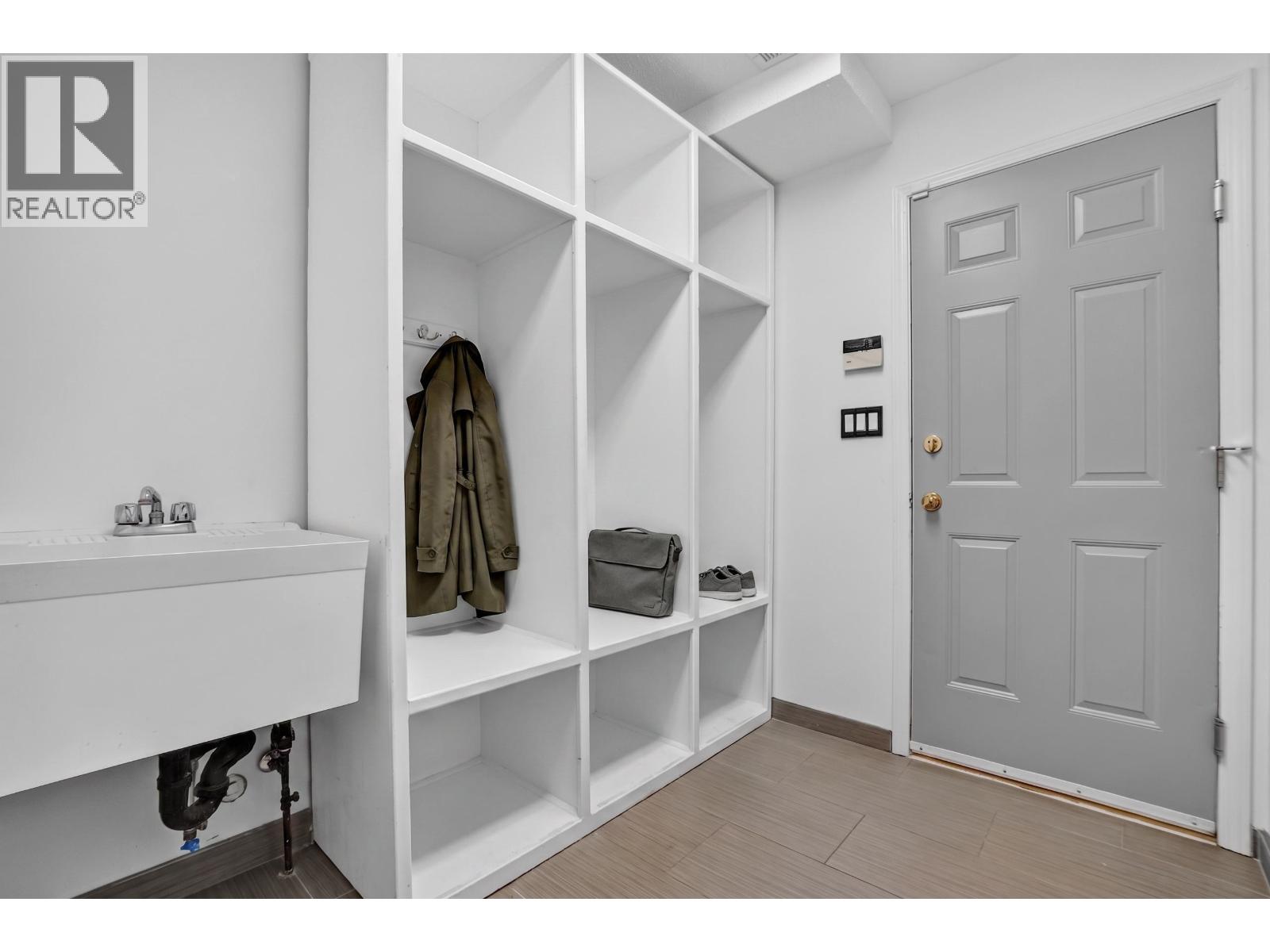 6320 BLISS POINT - 22
