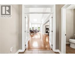 5pc Bathroom - 2178 Berwick Drive, Burlington, ON L7M5C2 Photo 6