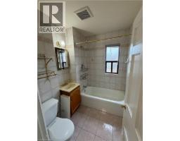 58 St. Matthew's Avenue Unit# 1, Hamilton, ON L8L5P3 Photo 7