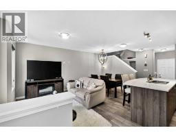 30 Yorkville Boulevard SW - photo 4