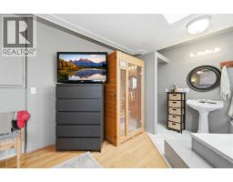 42H Green Meadow Crescent - photo 32