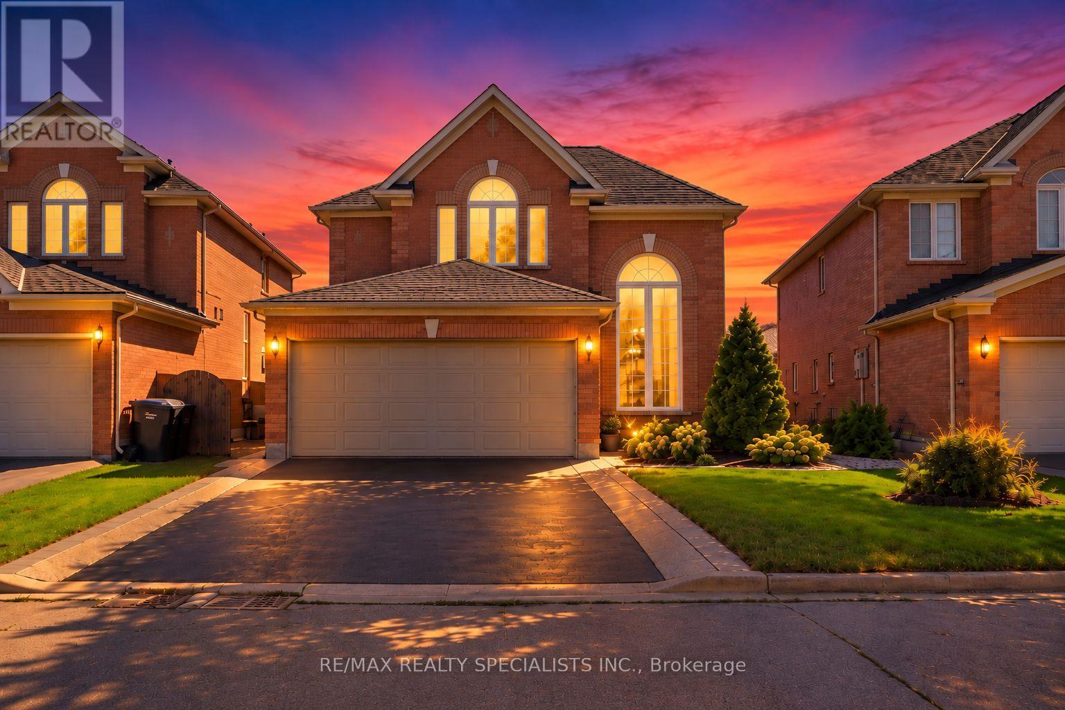 9 SHEARDOWN TRAIL, Caledon (Bolton East)