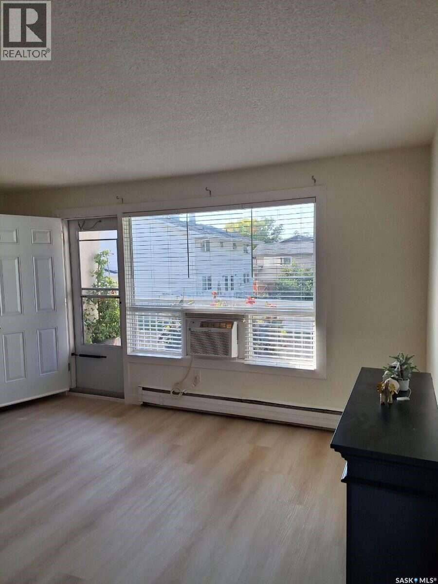 #15 50 Spence STREET - 8