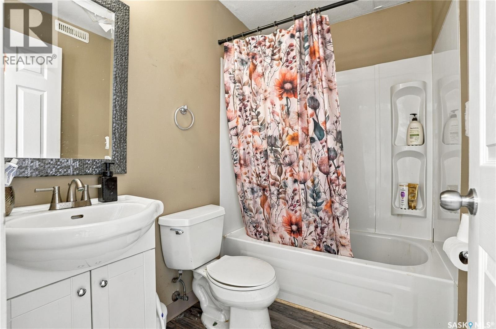 212 McDonald AVENUE E, Melfort — photo 17