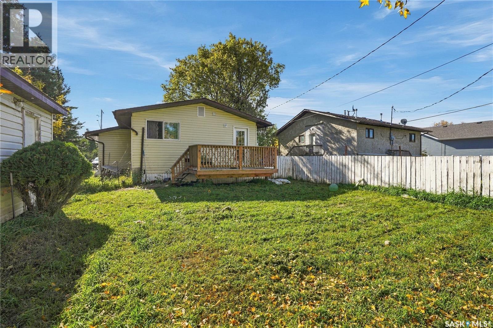 212 McDonald AVENUE E, Melfort — photo 33