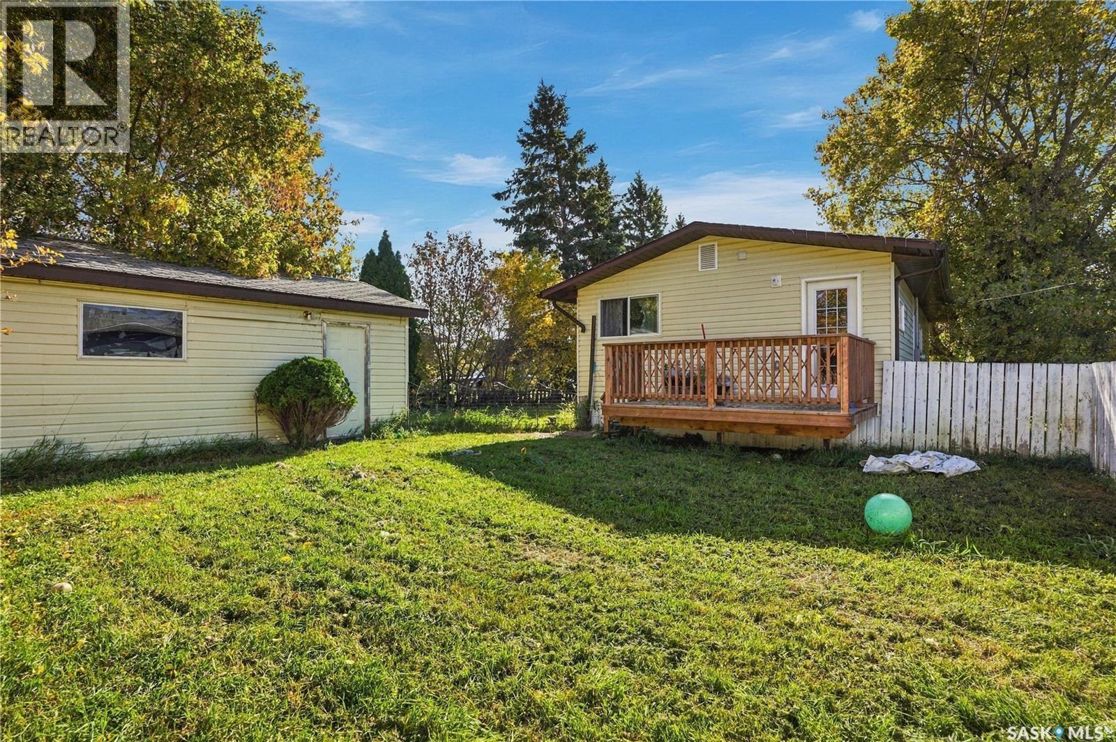212 McDonald AVENUE E, Melfort — photo 34