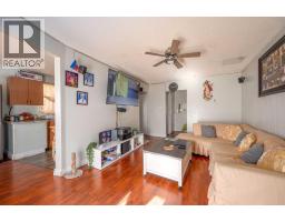 7627 24A Street SE - photo 5