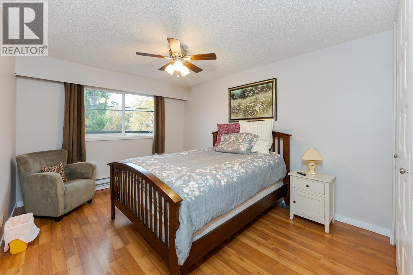 #106 1654 10TH AVENUE - 11