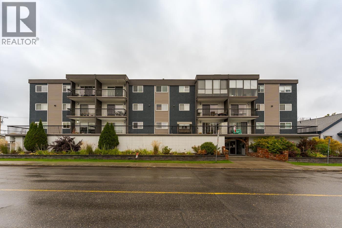 Photo 34 of 39 — 106 1654 10TH AVENUE · Prince George, BC