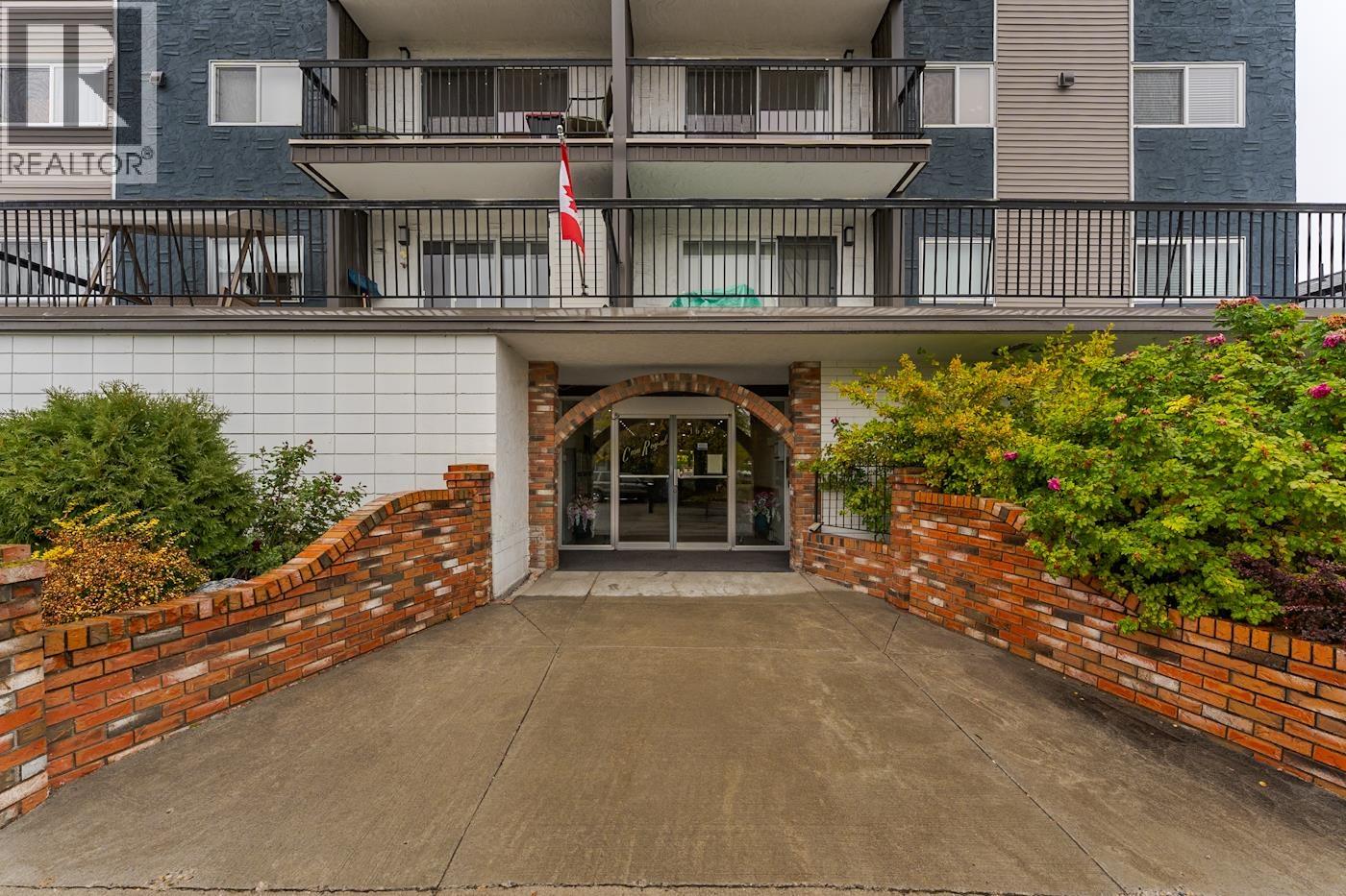 #106 1654 10TH AVENUE - 39