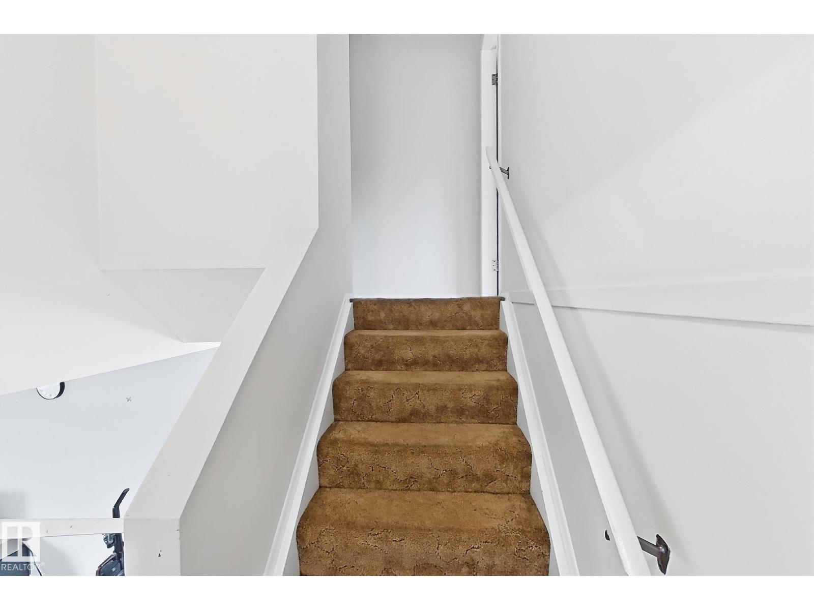 107 MORIN MAZE MZ NW - Image 17