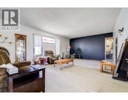 Primary Bedroom - 2103 10a Street, Coaldale, AB T1M1C1 Photo 6